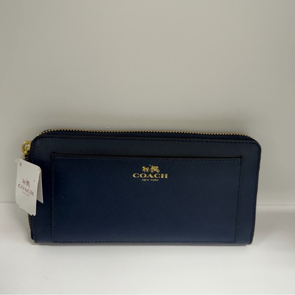 NWT Coach Navy Blue Zip Around Wallet Gold Hardware Leather Wallet - Picture 3 of 7